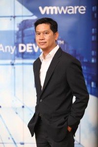 คุณเอกภาวิน สุขอนันต์ ผู้อำนวยการฝ่ายขายประจำประเทศไทย บริษัท วีเอ็มแวร์ จำกัด